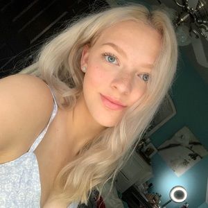 Meet your Posher, Josie